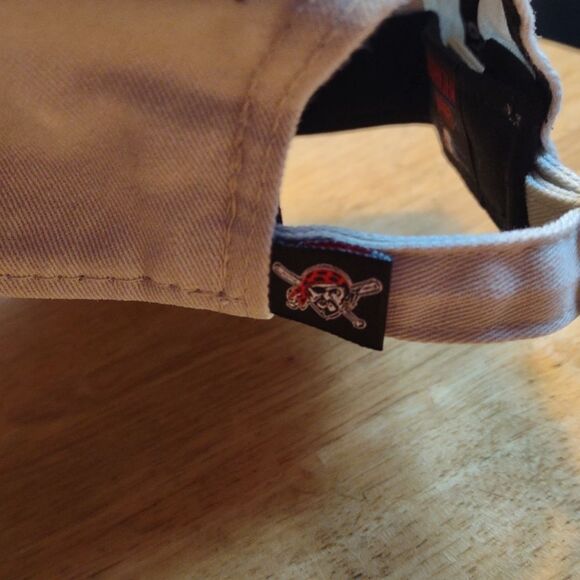 New Era 9Twenty Pittsburgh Pirates Khaki Tan Sliderback Hat - New - Picture 5 of 11